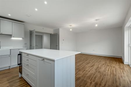 2 Saxon Drive (16).jpg