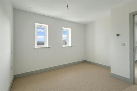 4 Saxon Drive (9).jpg