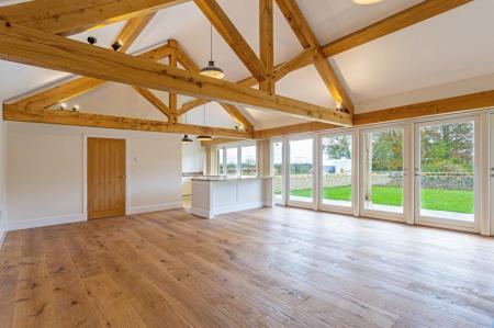 Hares Barn 289215 (3).jpg