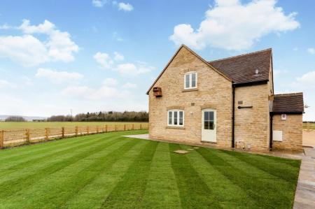 Galleypot Cottage fpz223543 (5).jpg