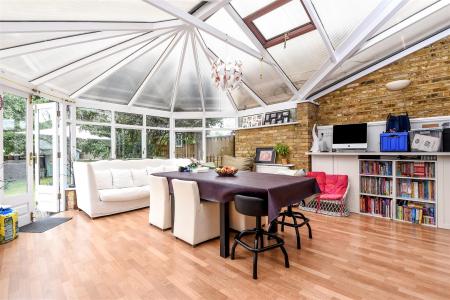 Family/Dining Area