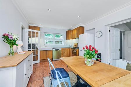 Kitchen/Dining Room