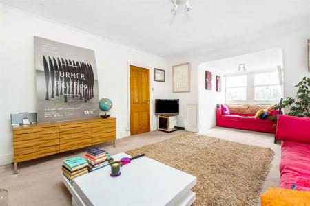 JA-Flat_5_8_Castlenau-7.jpg
