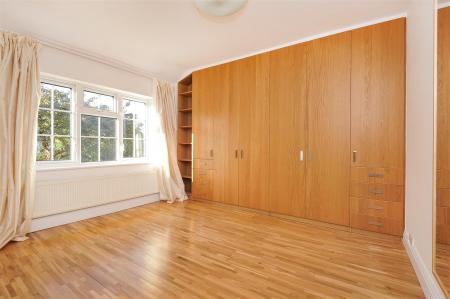 bedroom1