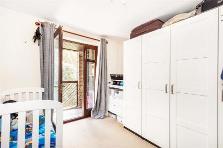 24553_flat_3_fairbairn_lodge3