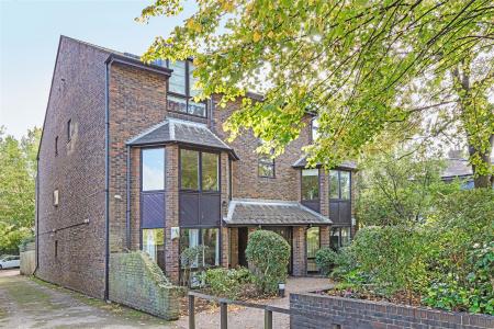 24553_flat_3_fairbairn_lodge9