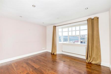 31259_james_anderson___35d_sheen_lane___4.jpg