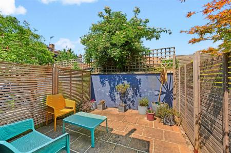 James_Anderson_-_Waldeck_Terrace__SW14_7HE_2.jpg