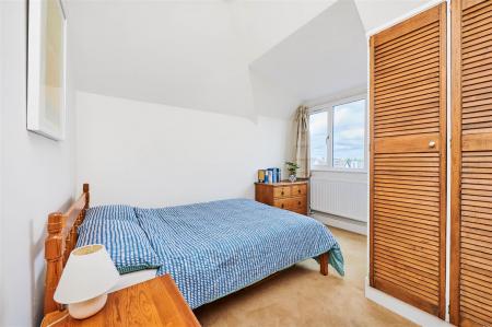 James_Anderson_-_Flat__Upper_Richmond_Road_West_9.