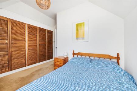 James_Anderson_-_Flat__Upper_Richmond_Road_West_12