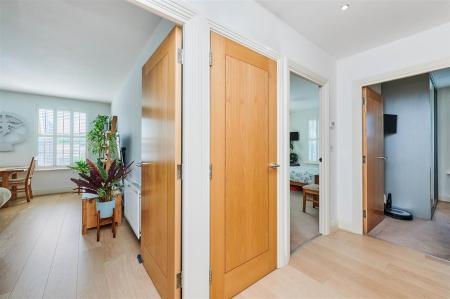 James_Anderson_-_Churchill_Court__Wadham_Mews__Lon