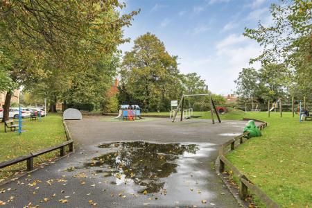 James_anderson-63_chertsey_court-sw14__14_.jpg