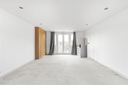 James_anderson-97_lower_richmond_road-sw14__15_.jp