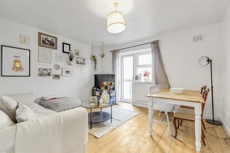 James_anderson-flat_111__chertesy_court-sw14__1_.j