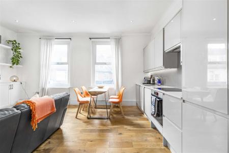 James_anderson-flat1__250a_upper_richmond_road-sw1