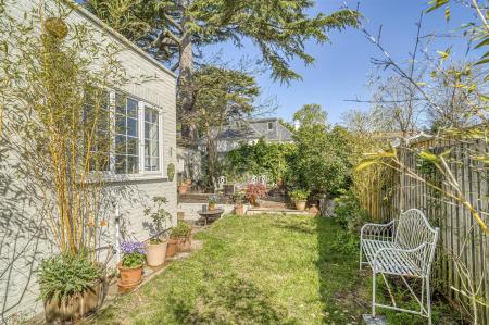 5_Westhay_Gardens-12.JPG