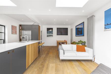 James_anderson mesdyke_avenue-sw14__18_.jpg