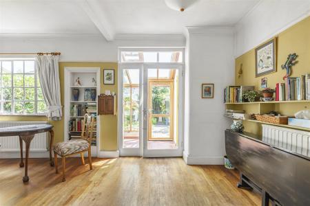 James_anderson-283_lower_richmond_road-tw9__17_.jp