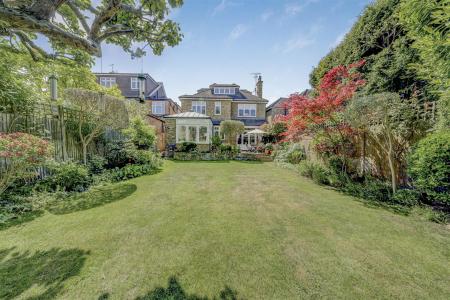 6_Penrhyn_Crescent-6.jpg
