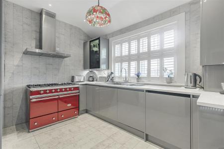 James_anderson-330_upper_richmond_road-sw14__20_.J