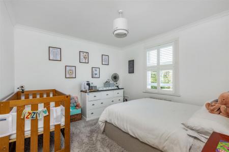 31126_james_anderson___22_graemesdyke_avenue___15