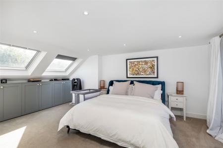 31126_james_anderson___22_graemesdyke_avenue___23