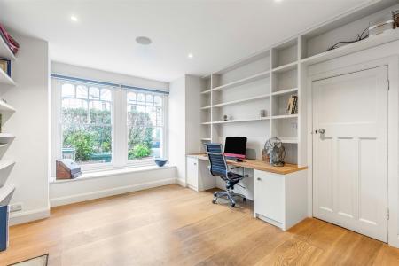 35_Kingsway-14.JPG