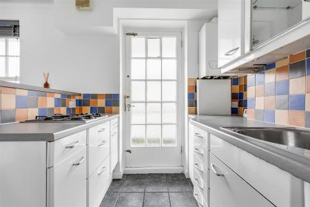 James_anderson-7_cedar_court-sw14__1_.jpg
