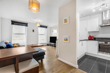 James_anderson-6_lincoln_lodge-sw14__2_.jpg