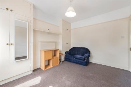 james_anderson_-_53_kingsway__16_.JPG