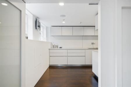 Flat 2, Hotham Hall SW15 1QS-9.jpg