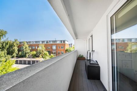 Apartment_6__43_Carlton_Drive_Putney__London__SW15