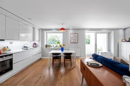 Apartment_6__43_Carlton_Drive_Putney__London__SW15