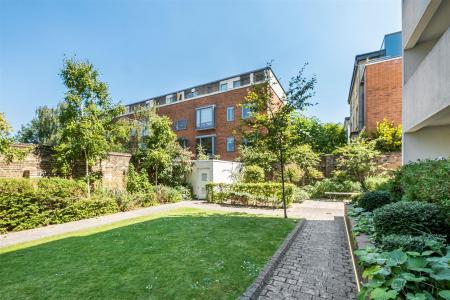 Apartment_6__43_Carlton_Drive_Putney__London__SW15