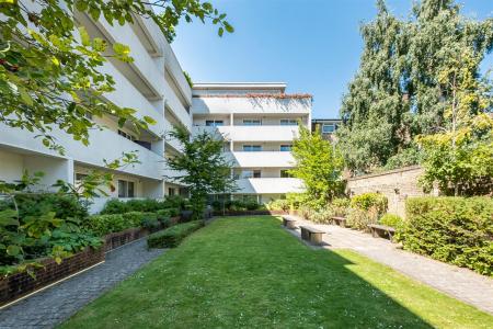 Apartment_6__43_Carlton_Drive_Putney__London__SW15