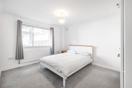 8_Queensgate_Gardens__Putney__SW15_6JN__James_Ande