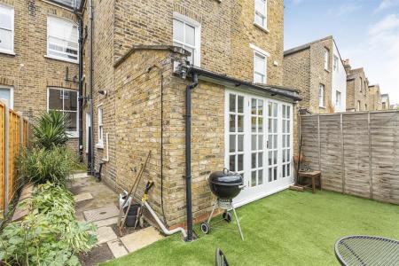 James_anderson-18a_stanbridge_road-sw15__19_.JPG