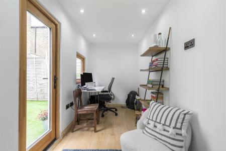 James_anderson-18a_stanbridge_road-sw15__20_.jpg