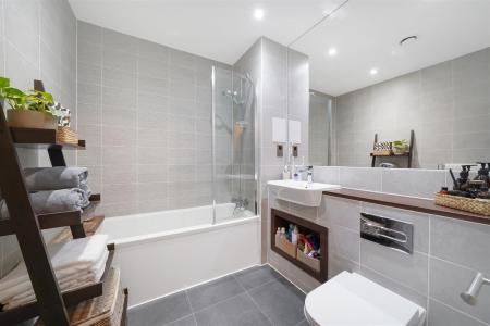 5_Apartment 13, 12 Osiers Road - O42r3D0ahRg12iDir
