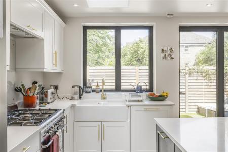 10_Normanby_Close-8.jpg