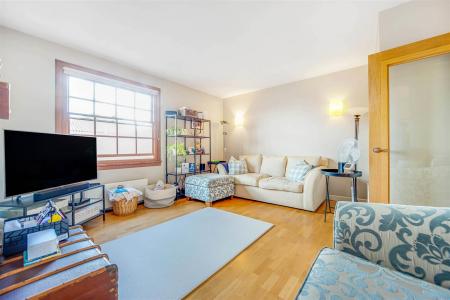 James_Anderson_Putney_L-D501__Gillbert_Scott_Build