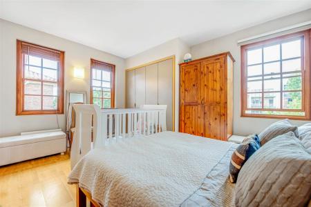 James_Anderson_Putney_L-D501__Gillbert_Scott_Build