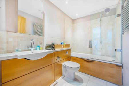 James_Anderson_Putney_L-D501__Gillbert_Scott_Build