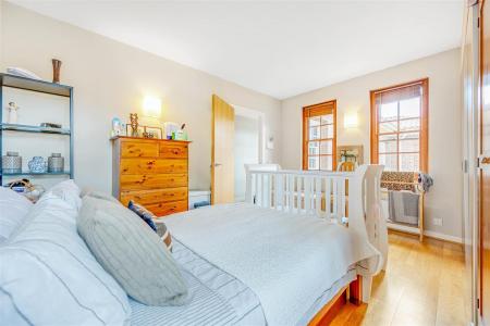 James_Anderson_Putney_L-D501__Gillbert_Scott_Build