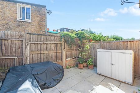 40_Rotherwood_Road-10.jpg