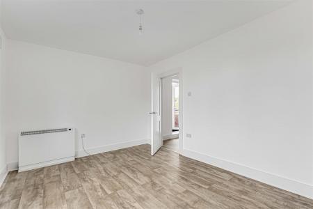 JA-27_Millbrooke_Court__Keswick_Rd_SW15_2RA-2.JPG