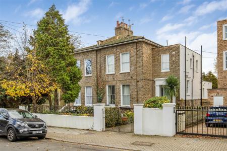 JA-Flat_1__Wimbledon_Park_Road_SW18_1LU-9.JPG