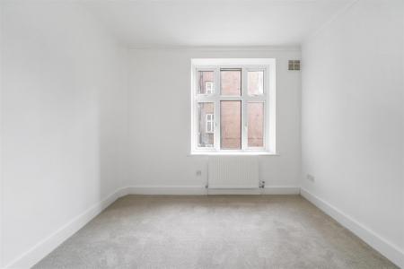 To Let - Ross Court SW15 3NZ-No Watermark-15.jpg