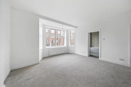 To Let - Ross Court SW15 3NZ-No Watermark-9.jpg