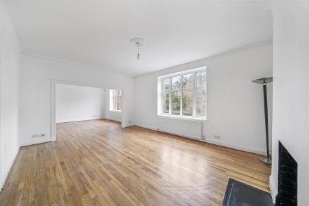 To Let - Ross Court SW15 3NZ-No Watermark-13.jpg